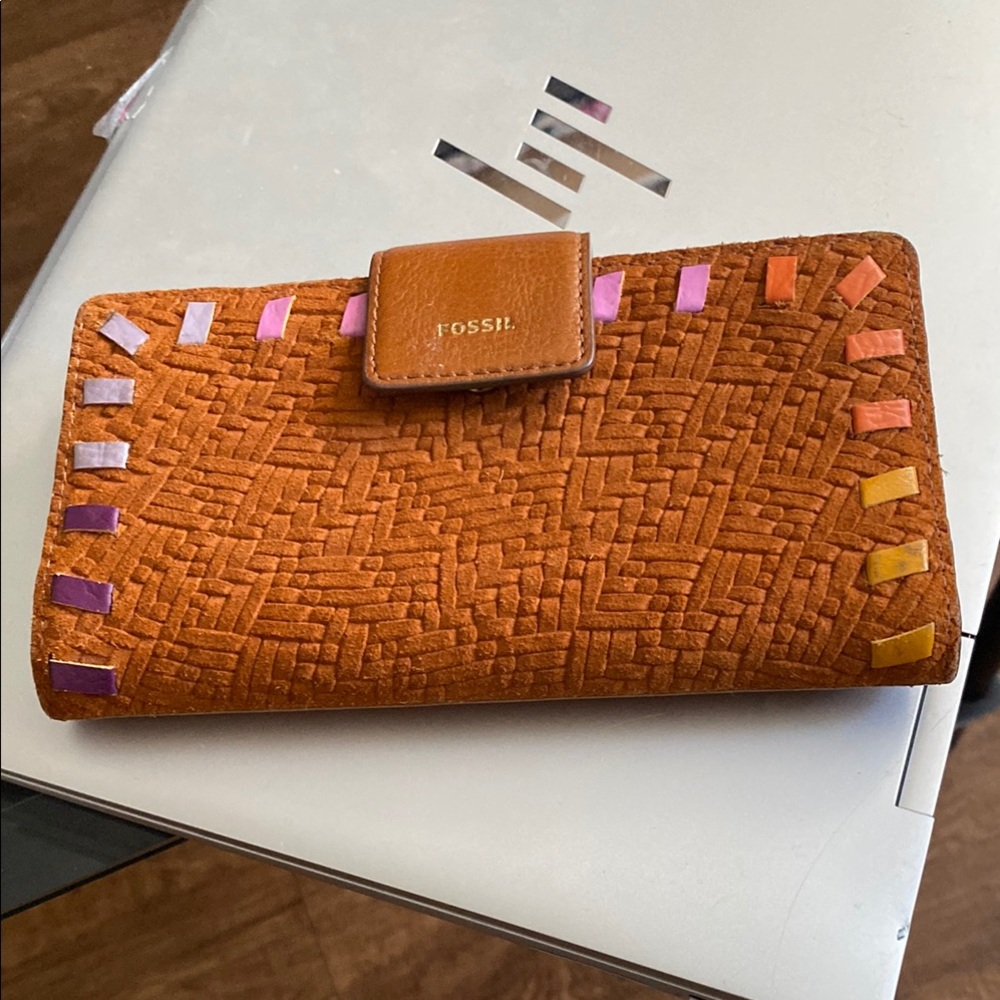 NEW Fossil Orange Textured Wallet with Color Accent Trim